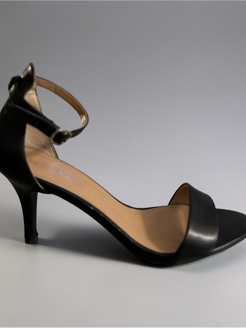Kelly & Katie Nadia Black Leather Heeled Sandals Size 8.5M
